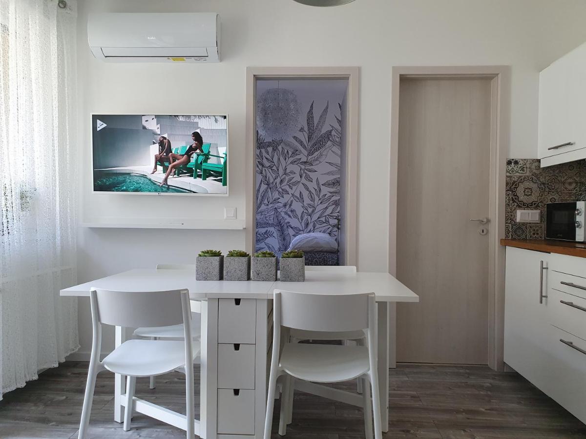 Mandara Wellnes Apartmanok Siofok Exterior photo